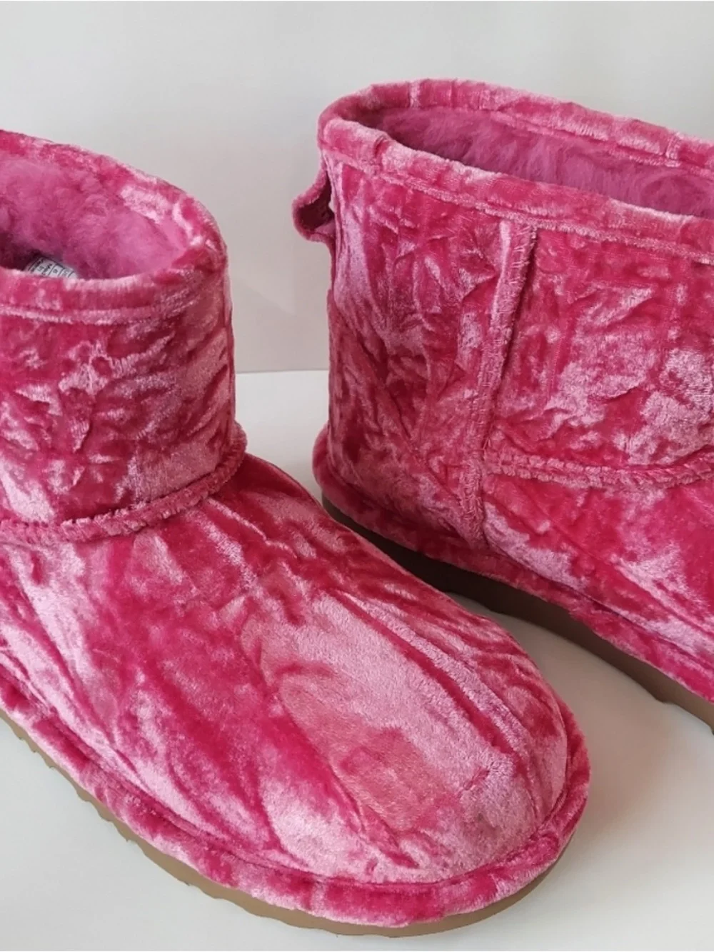 NWOT UGG Classic Mini I| Velvet boots girl's hot pink winter pull on boots Sz 13